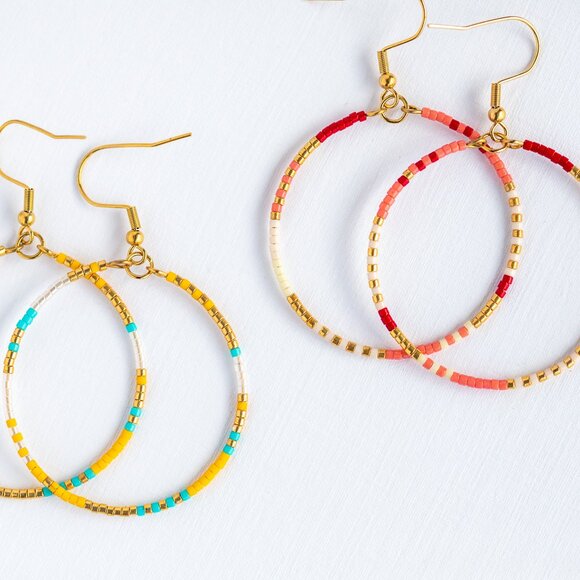 2 pairs Seed Bead Boho Hoop Earrings Colorful beaded Hoops Lightweight - Picture 12 of 12